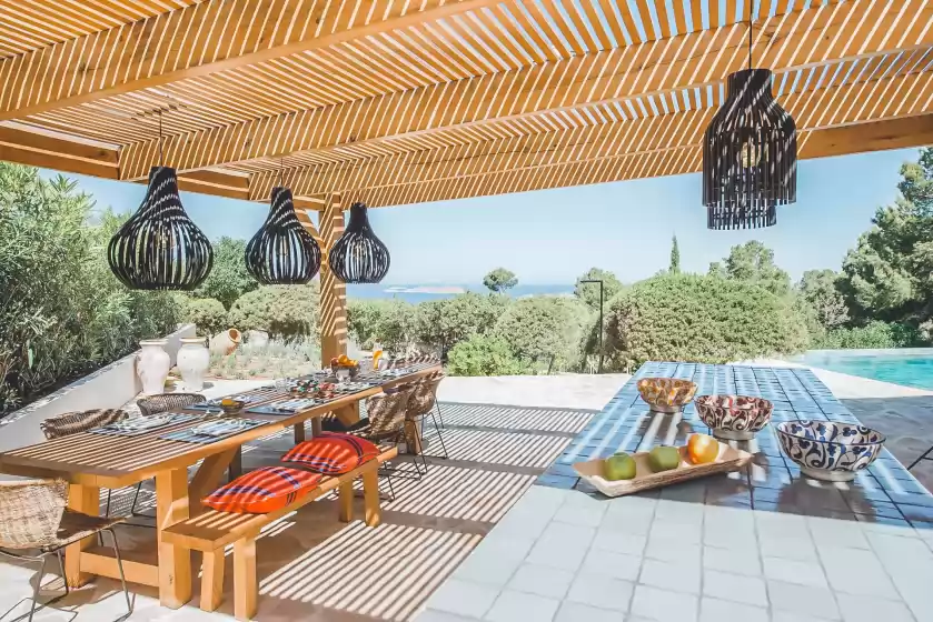 Holiday rentals in Villa oleander, Sant Agustí des Vedrà