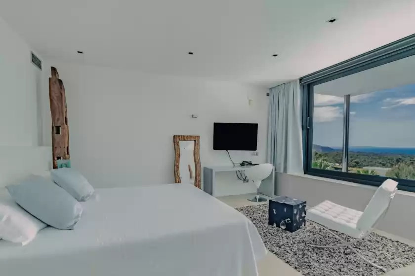 Holiday rentals in Villa serenity, es Cubells