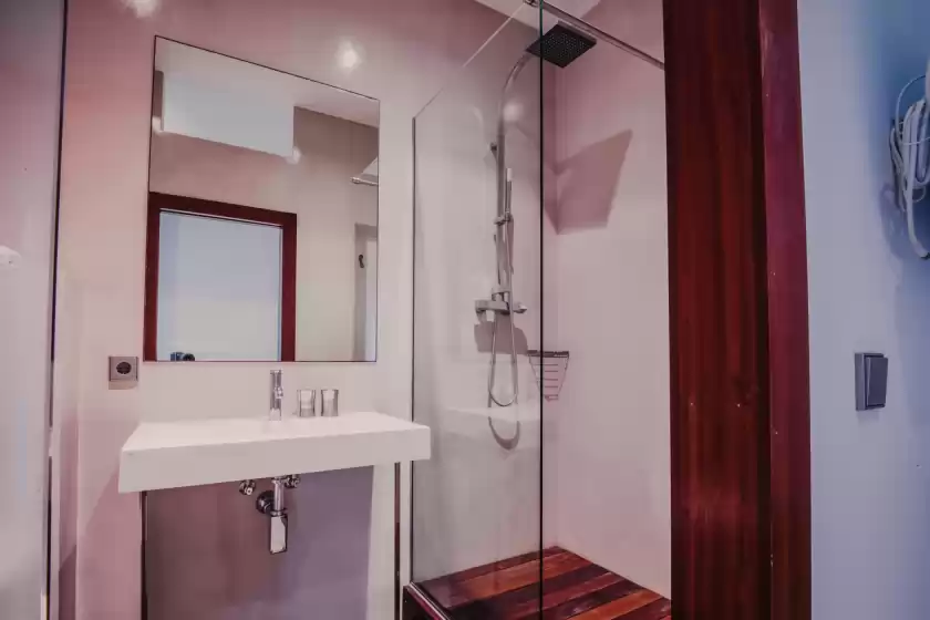Holiday rentals in Villa serenity, es Cubells