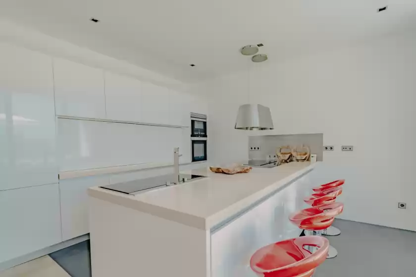 Holiday rentals in Villa serenity, es Cubells