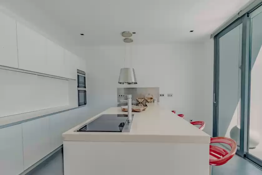 Holiday rentals in Villa serenity, es Cubells