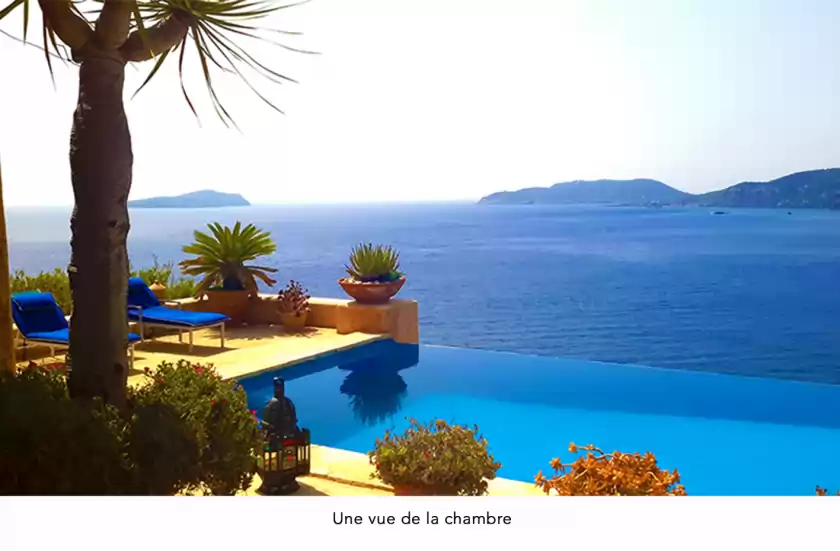 Holiday rentals in Villa teddy, Cala de Sant Vicent