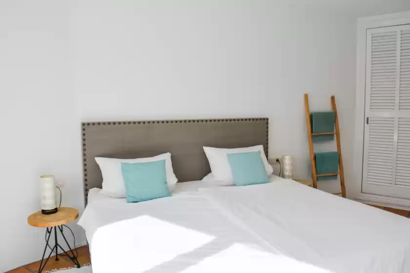 Holiday rentals in Can belino, Jesús