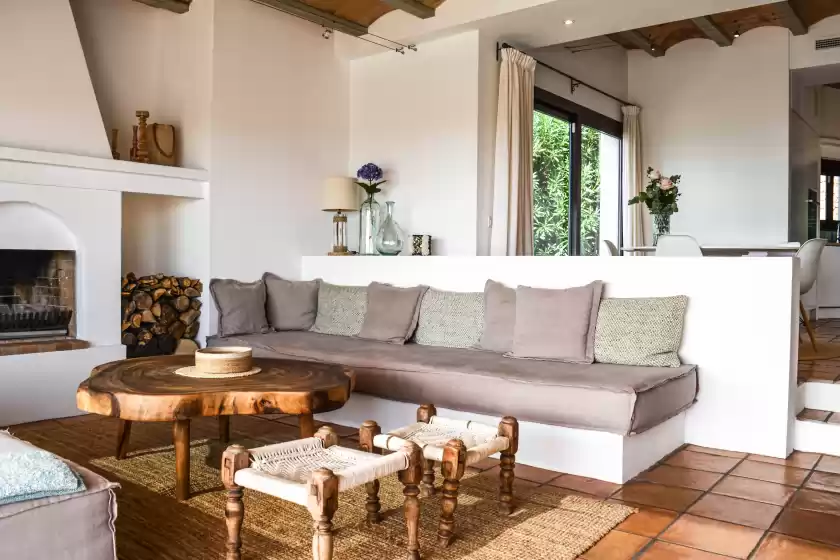 Holiday rentals in Can belino, Jesús