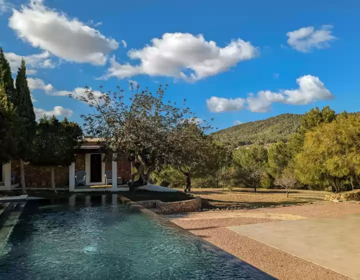 Holiday rentals in Can onsra, Jesús