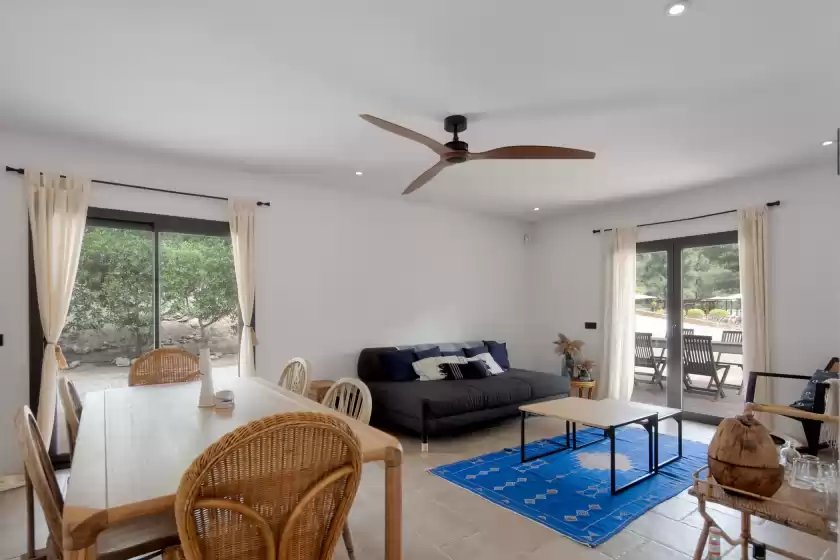Holiday rentals in Villa phosphenes, Sant Josep de sa Talaia