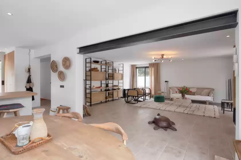 Holiday rentals in Villa phosphenes, Sant Josep de sa Talaia