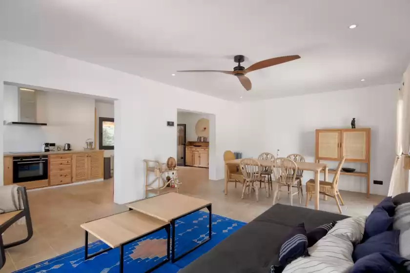 Holiday rentals in Villa phosphenes, Sant Josep de sa Talaia