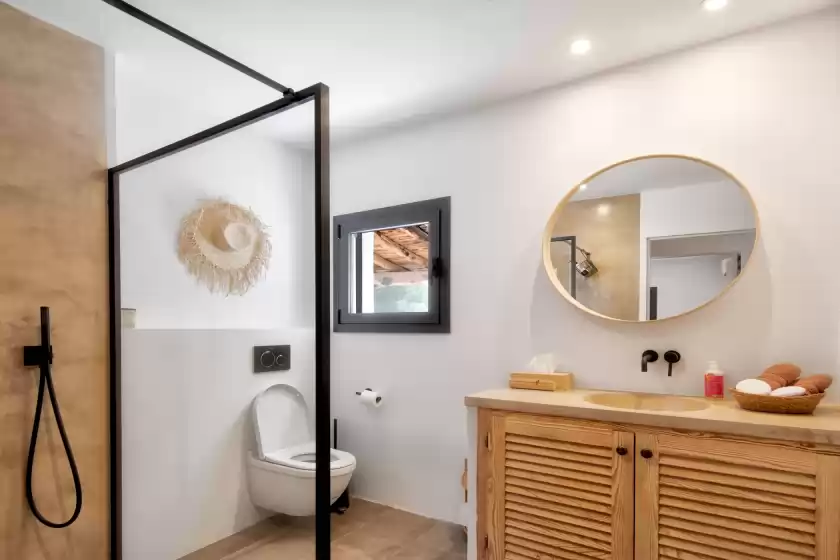 Holiday rentals in Villa phosphenes, Sant Josep de sa Talaia