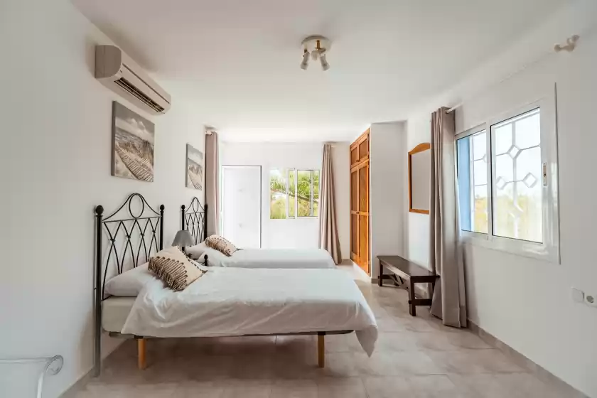 Holiday rentals in Casa norte, Portinatx