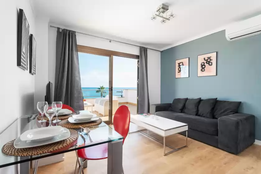 Holiday rentals in Antic 302, s'Illot
