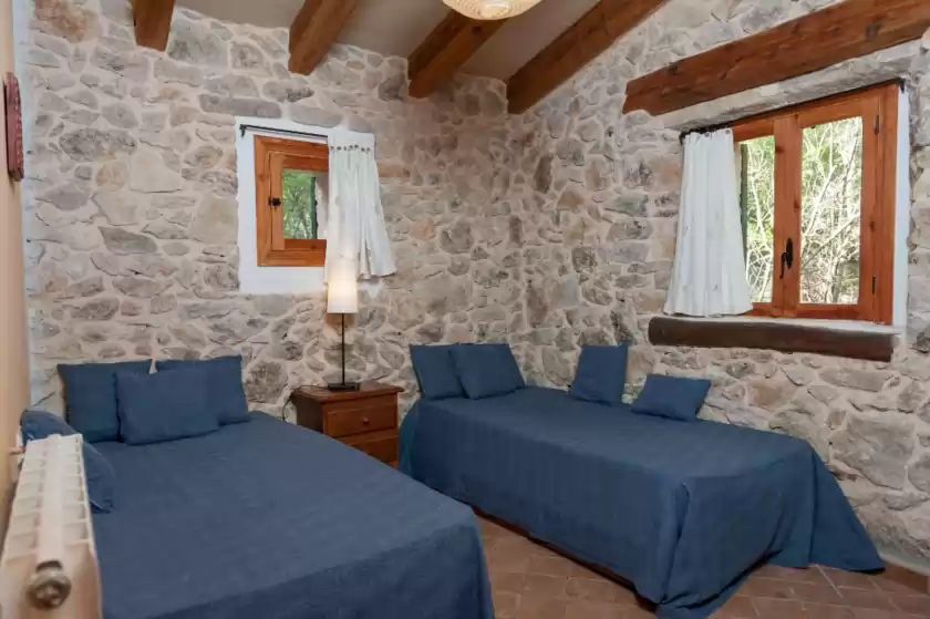 Holiday rentals in Casa de piedra, Campanet