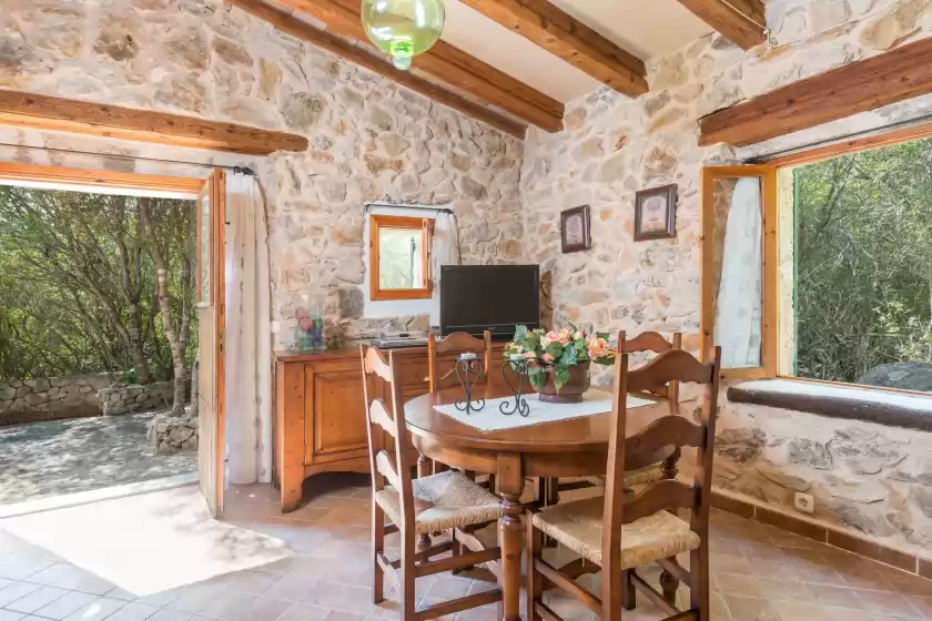 Holiday rentals in Casa de piedra, Campanet