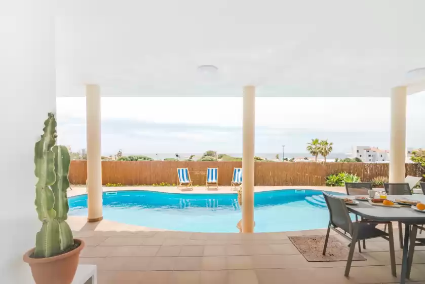 Holiday rentals in Villa maricel, Sant Lluís