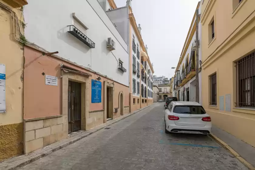 Holiday rentals in Avila10 - adults only, Jerez de la Frontera