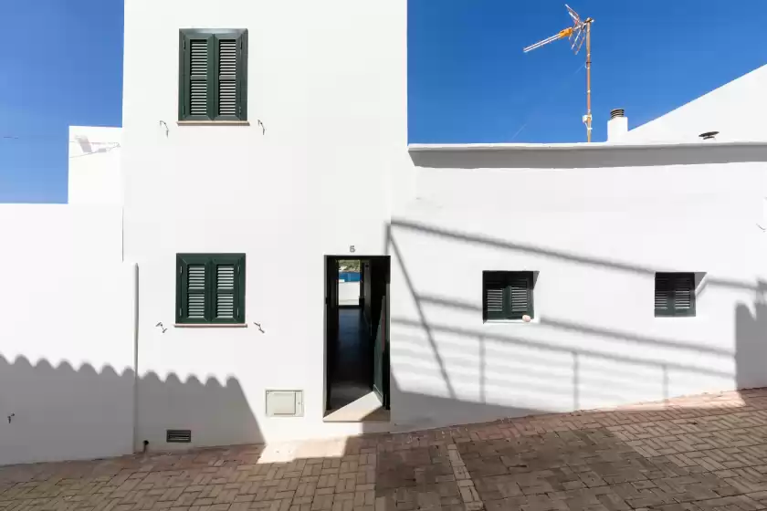 Holiday rentals in Roques5 - adults only, es Grau