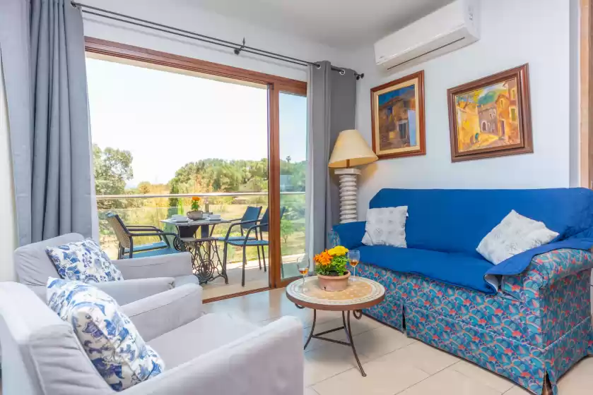 Holiday rentals in Son monjo, Maria de la Salut