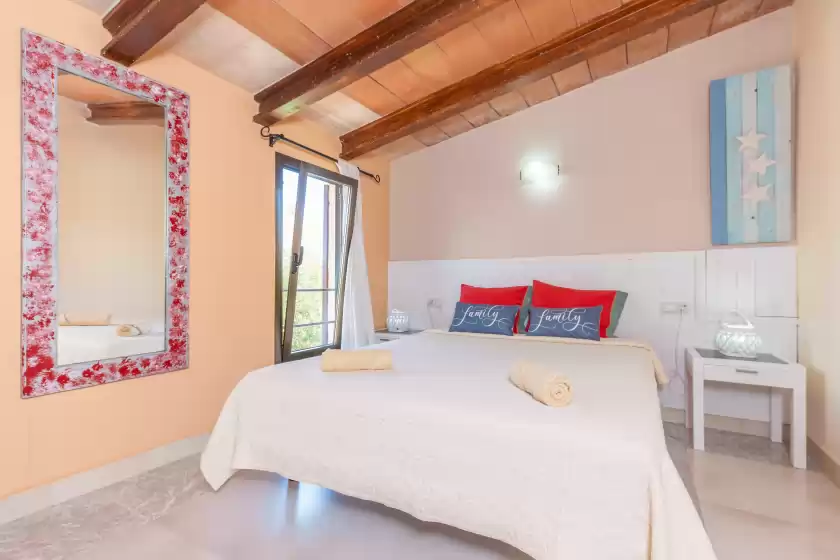 Holiday rentals in Sa torreta, Campos