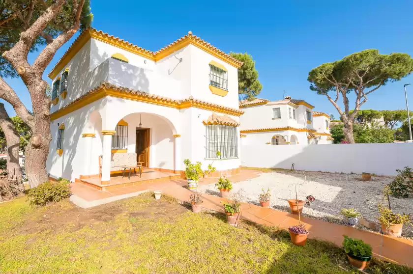 Holiday rentals in Villa pinares, Chiclana de la Frontera