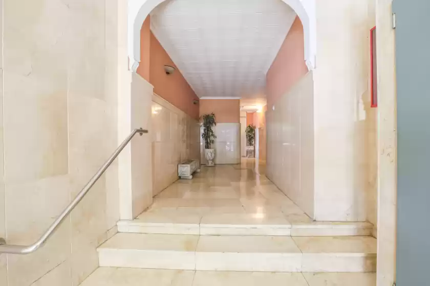 Holiday rentals in Azahar gran plaza, Sevilla