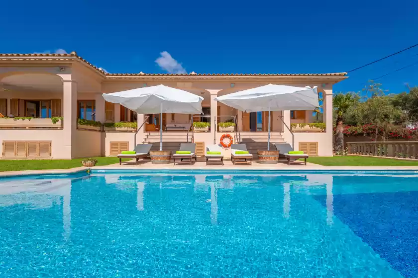 Holiday rentals in Villa mar y tierra, sa Cabaneta