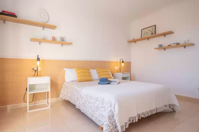 Holiday rentals in Can albons, Portocolom