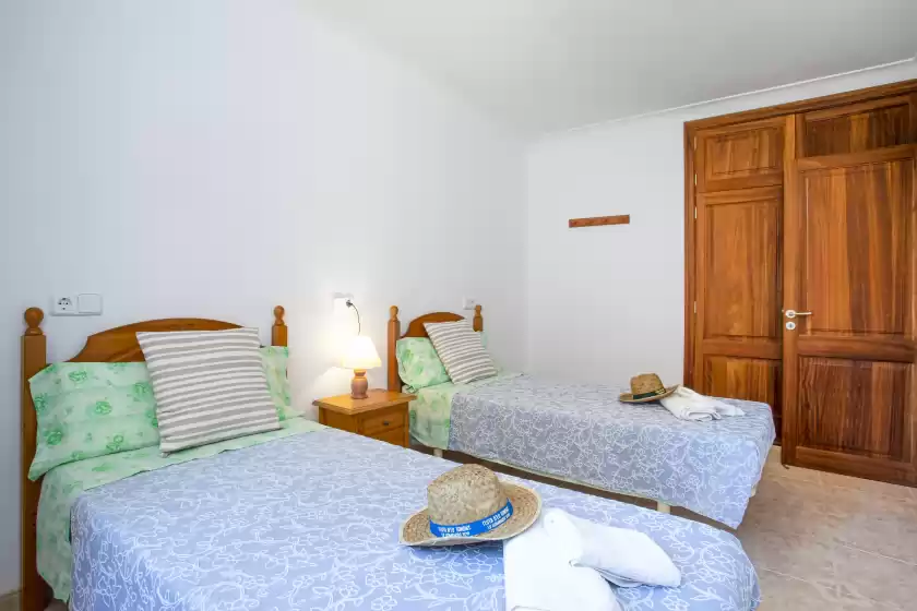 Holiday rentals in Marina uno, Colònia de Sant Jordi