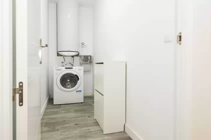Holiday rentals in Apartamento tom-isi, Rota