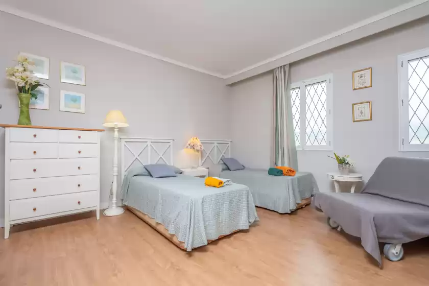 Holiday rentals in Rosalia's house, Inca