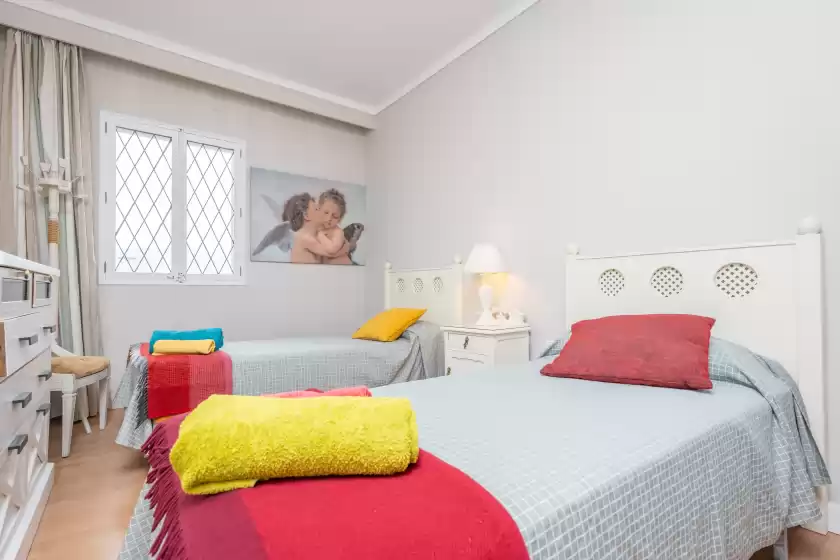 Holiday rentals in Rosalia's house, Inca