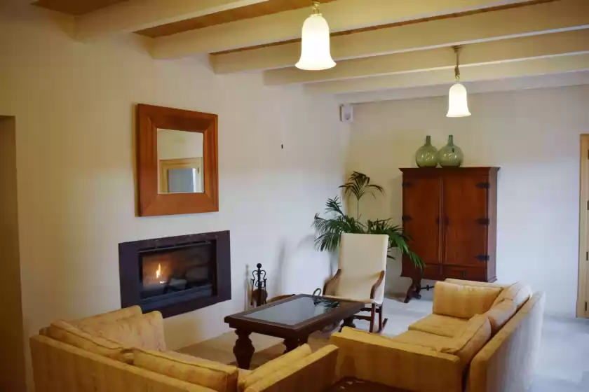 Holiday rentals in Gossalba - superior, Sant Joan