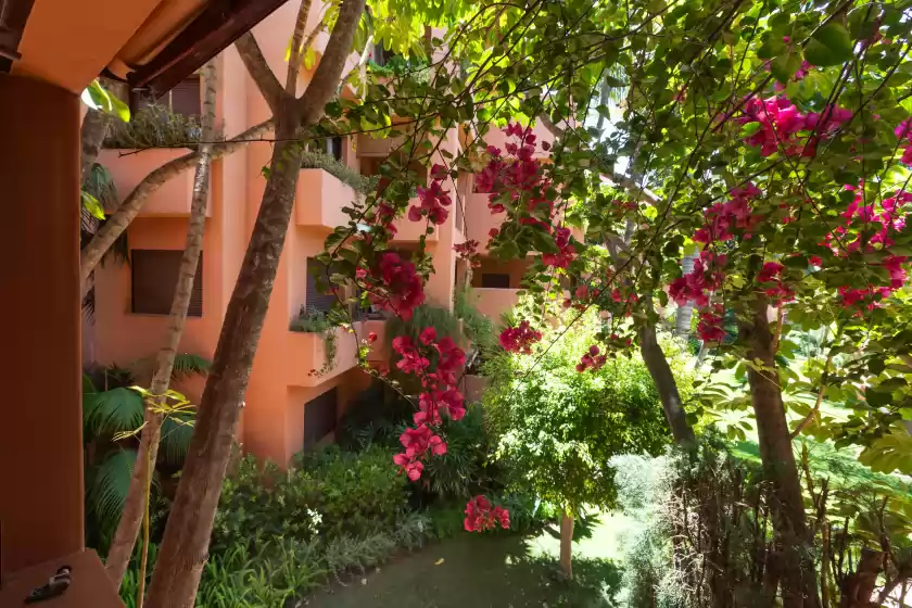 Holiday rentals in La gaviota, Marbella