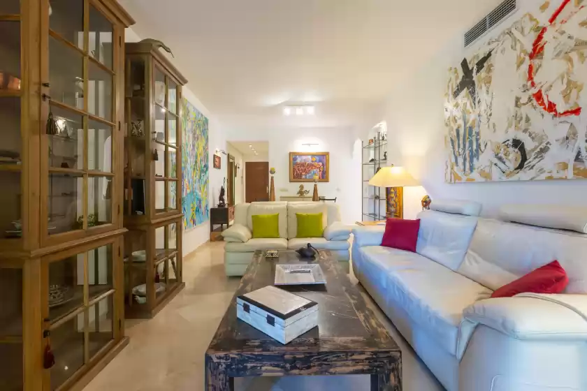 Holiday rentals in La gaviota, Marbella