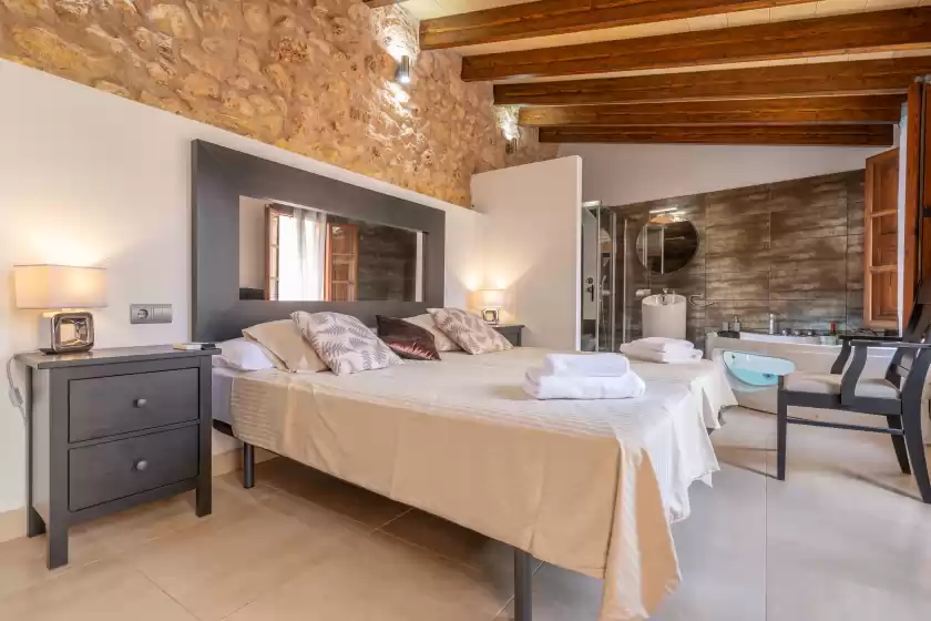 Holiday rentals in Ca's mercader (algaida), Algaida