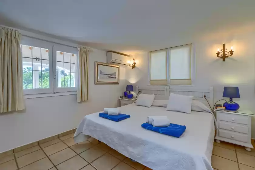Holiday rentals in Vitoria, Moraira