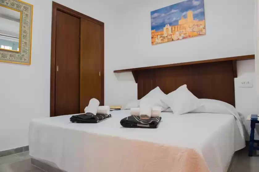Holiday rentals in Emperador, Fanadix