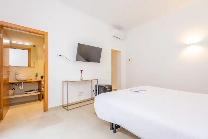 Holiday rentals in Cas català, Sineu