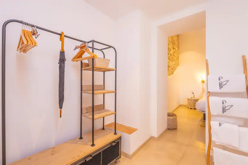 Holiday rentals in Cas català, Sineu