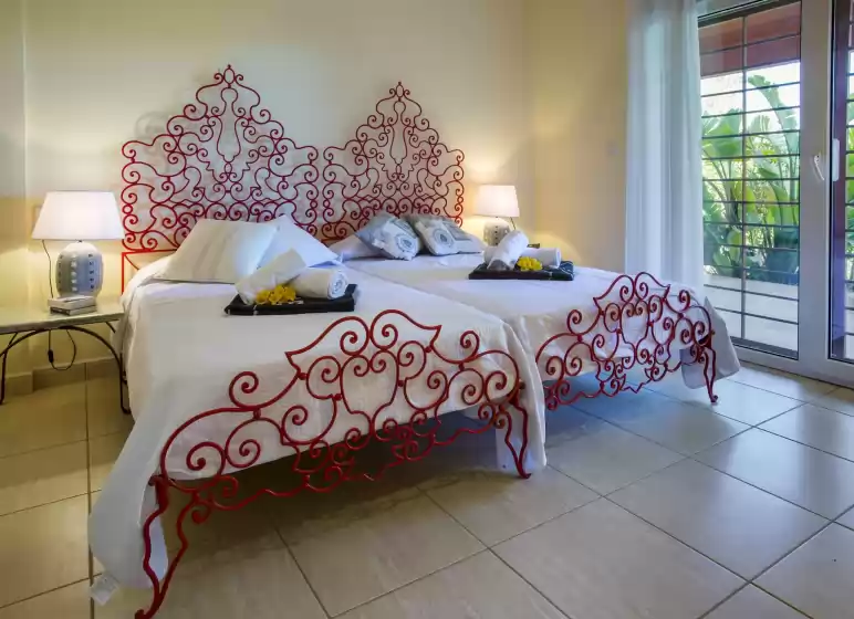 Holiday rentals in Azahara, Xàbia/Jávea