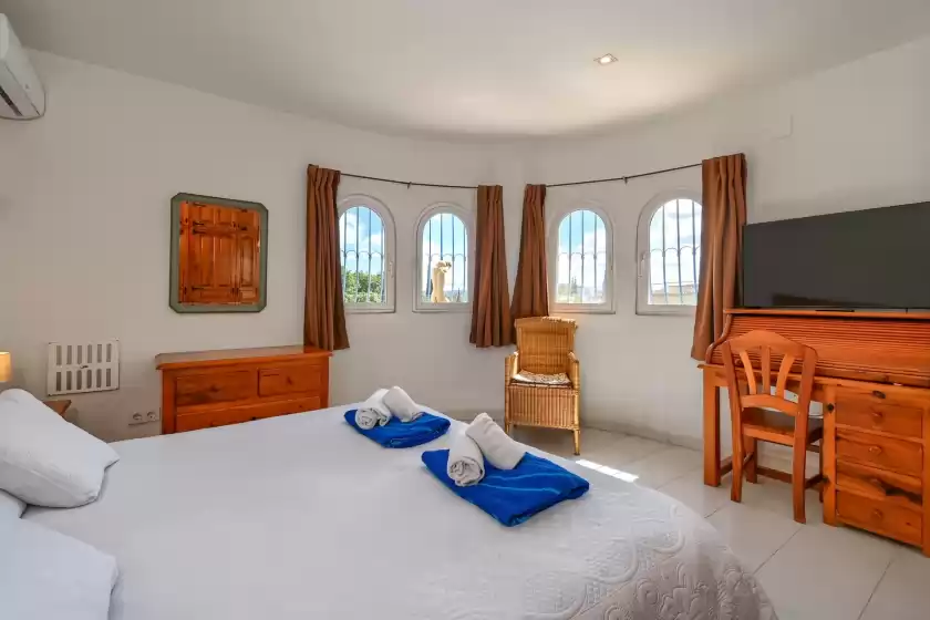 Holiday rentals in Ker blanc 8 pax, Jesús Pobre