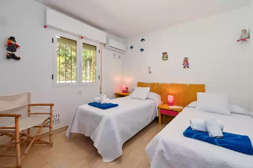 Location de vacances à Ker blanc 6 pax, Jesús Pobre