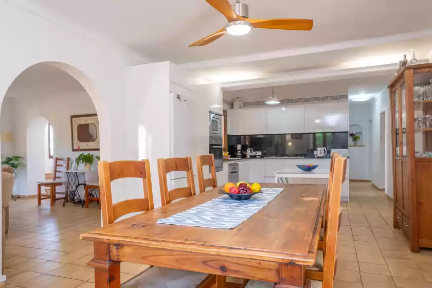 Holiday rentals in Casa fina, Felanitx