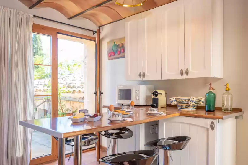 Holiday rentals in Sa sort llarga, Moscari