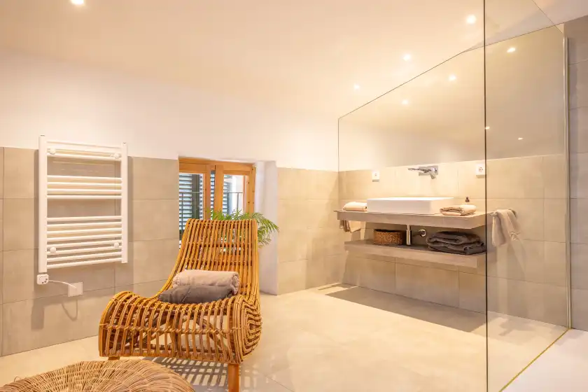 Holiday rentals in Can serp, Alaró