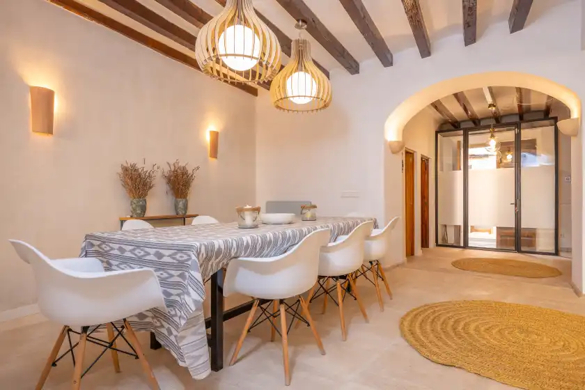 Holiday rentals in Can serp, Alaró