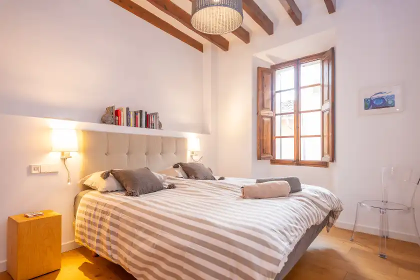 Holiday rentals in Can serp, Alaró