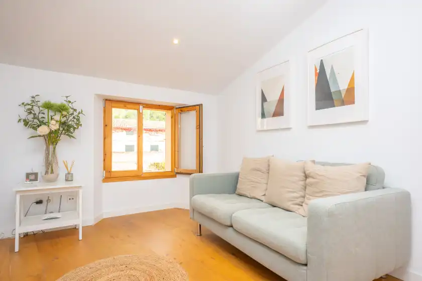 Holiday rentals in Can serp, Alaró