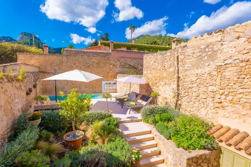 Holiday rentals in Can serp, Alaró
