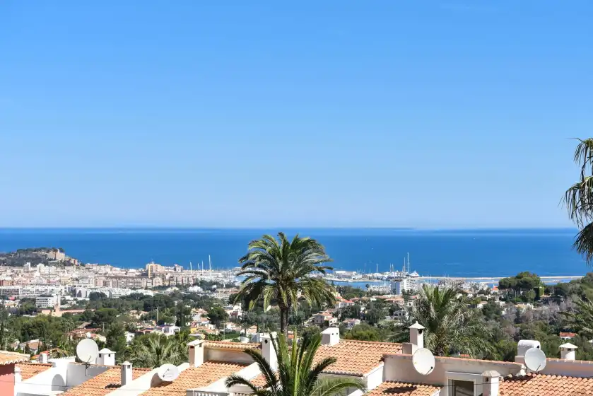 Holiday rentals in Villa lau 6 pax, La Pedrera