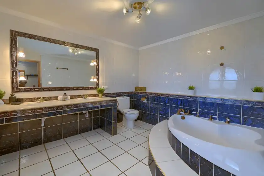 Holiday rentals in Villa lau 6 pax, La Pedrera